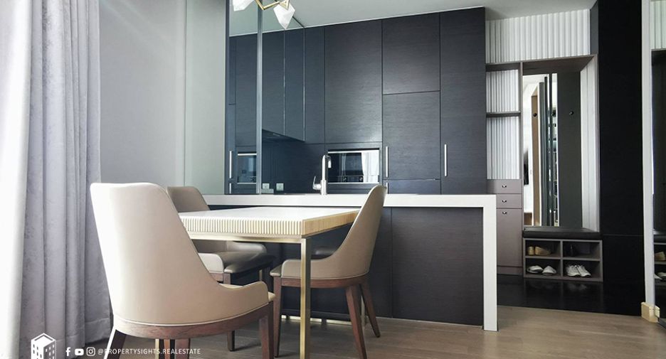 For rent 2 bedrooms condo 