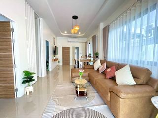 For rent 3 bedrooms house in Mueang Krabi, Krabi