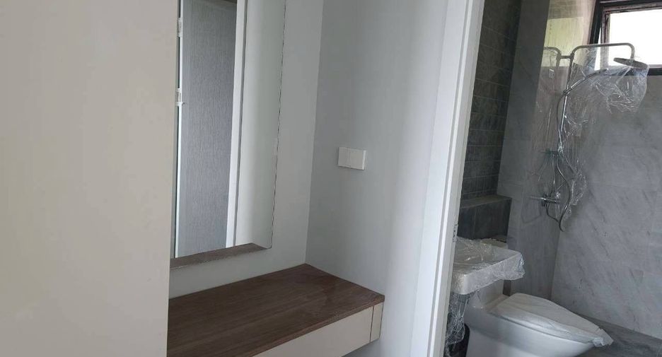 À vendre et à louer 3 chambres maison à Bang Khun Thian, Bangkok