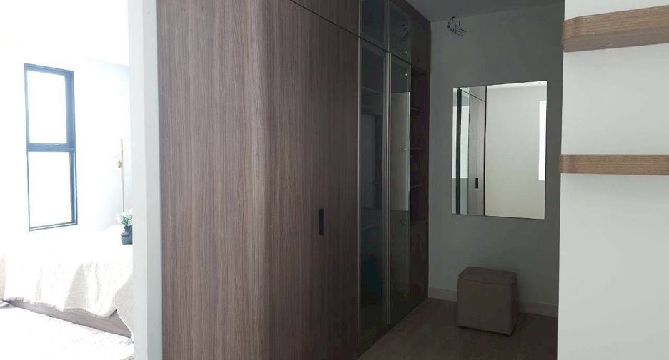 À vendre et à louer 3 chambres maison à Bang Khun Thian, Bangkok