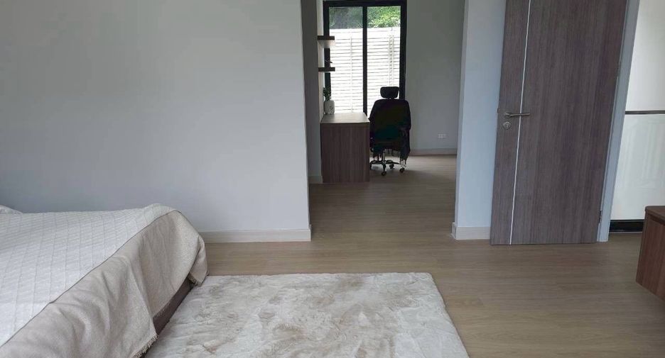 À vendre et à louer 3 chambres maison à Bang Khun Thian, Bangkok