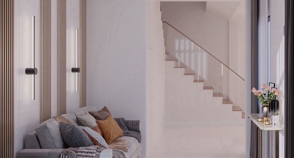 Casa en venta y en alquiler de 4 habitaciones en Phra Khanong, Bangkok