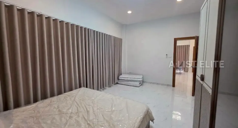 Продажа 3 спальни дом в Банг Сарай, Паттайя