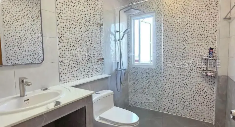 Продажа 3 спальни дом в Банг Сарай, Паттайя