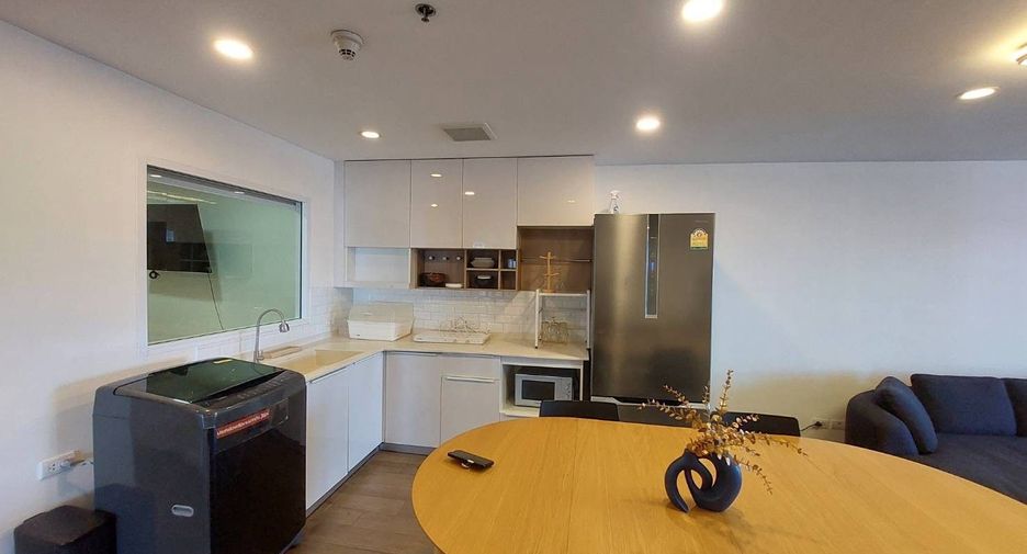 Condo en alquiler de 2 habitaciones 