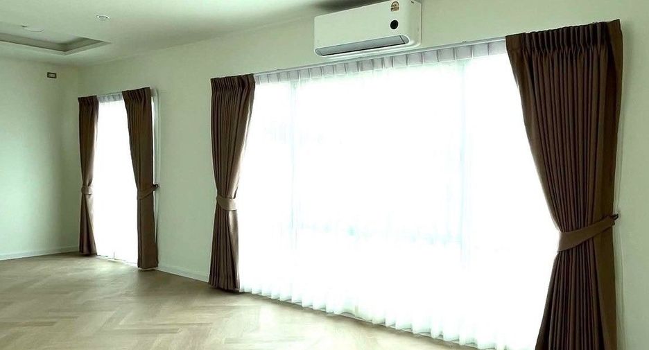 Casa en alquiler de 2 habitaciones en Lat Phrao, Bangkok