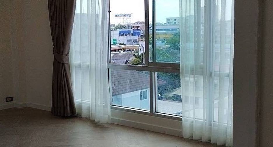 Casa en alquiler de 2 habitaciones en Lat Phrao, Bangkok