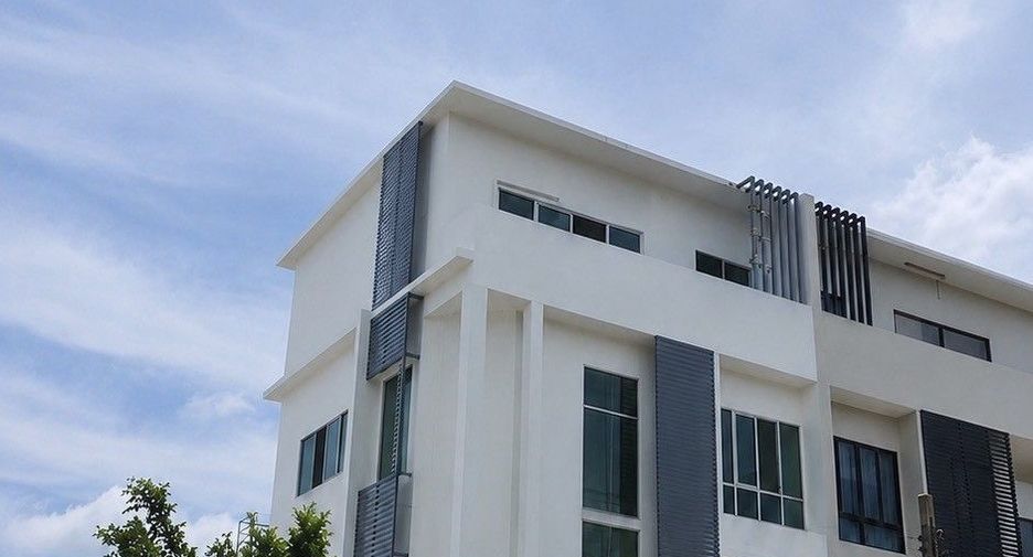 Casa en alquiler de 2 habitaciones en Lat Phrao, Bangkok