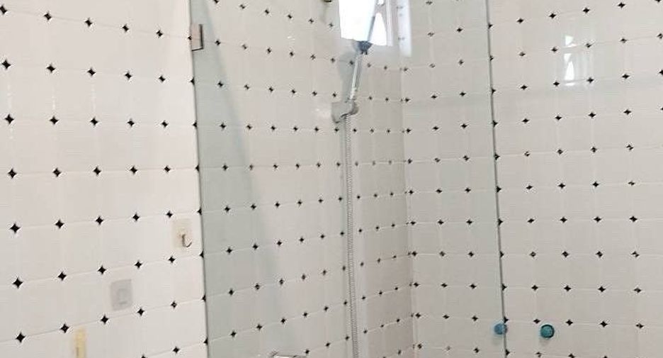 Casa en alquiler de 2 habitaciones en Lat Phrao, Bangkok