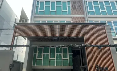 For rent 2 bedrooms house in Bang Na, Bangkok