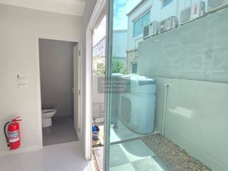 For sale 2 bedrooms townhouse in Krathum Baen, Samut Sakhon