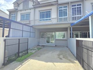 出售 2 卧室 联排别墅 在 Krathum Baen, Samut Sakhon