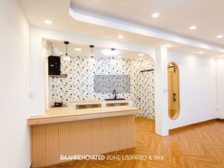 For sale 4 bedrooms townhouse in Wang Thonglang, Bangkok