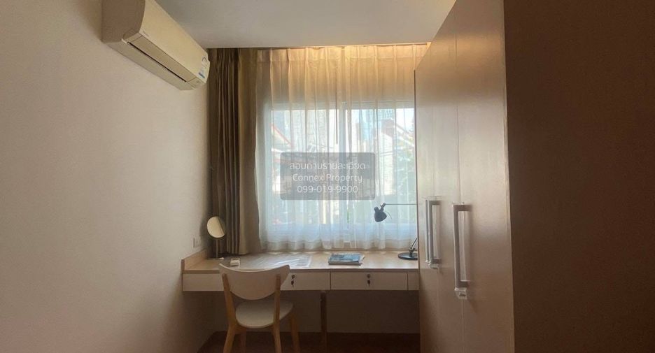 For sale 3 bedrooms condo in Phra Khanong, Bangkok