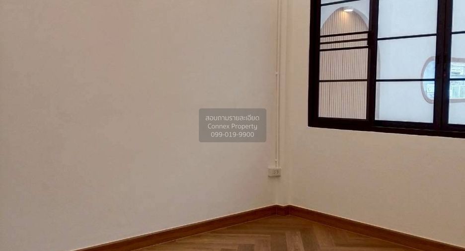 For sale 2 bedrooms townhouse in Bueng Kum, Bangkok
