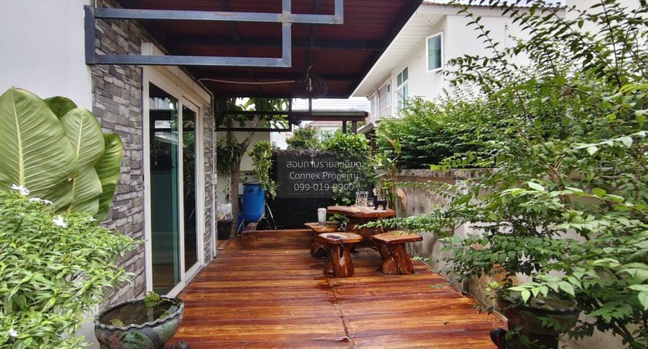 出售 3 卧室 独立屋 在 Mueang Pathum Thani, Pathum Thani