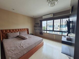 For sale 3 bedrooms townhouse in Prawet, Bangkok
