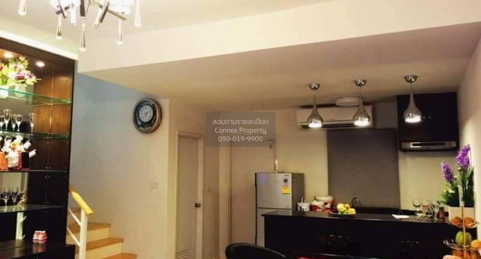For sale 3 bedrooms townhouse in Prawet, Bangkok