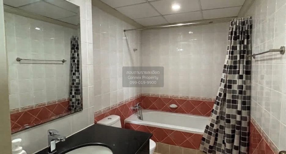 À vendre 3 chambres condo à Chatuchak, Bangkok