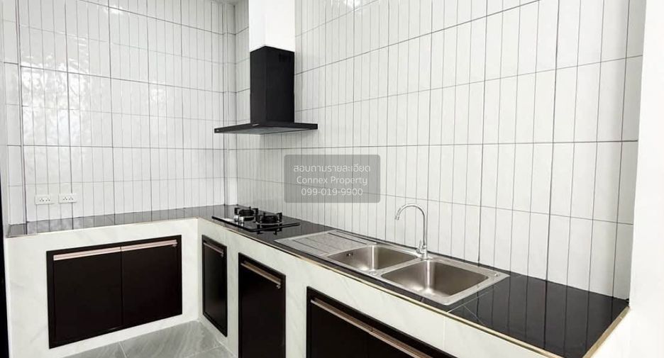 Casa adosada en venta de 3 habitaciones en Mueang Phuket, Phuket