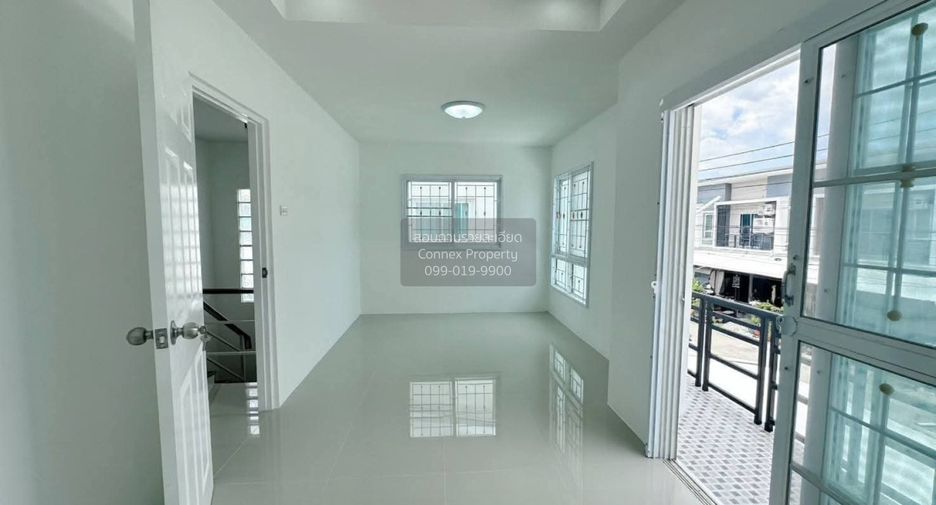 For sale 3 bedrooms townhouse in Prawet, Bangkok