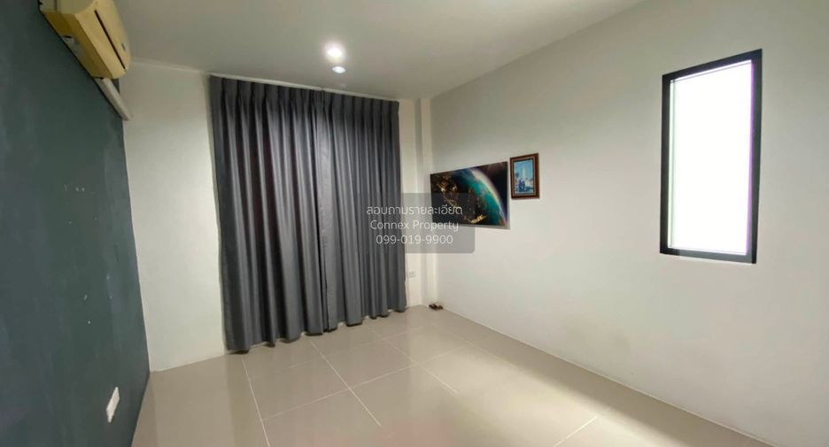 Casa en venta de 4 habitaciones en Phra Samut Chedi, Samut Prakan