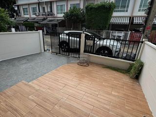 Casa adosada en venta de 3 habitaciones en Bang Kruai, Nonthaburi