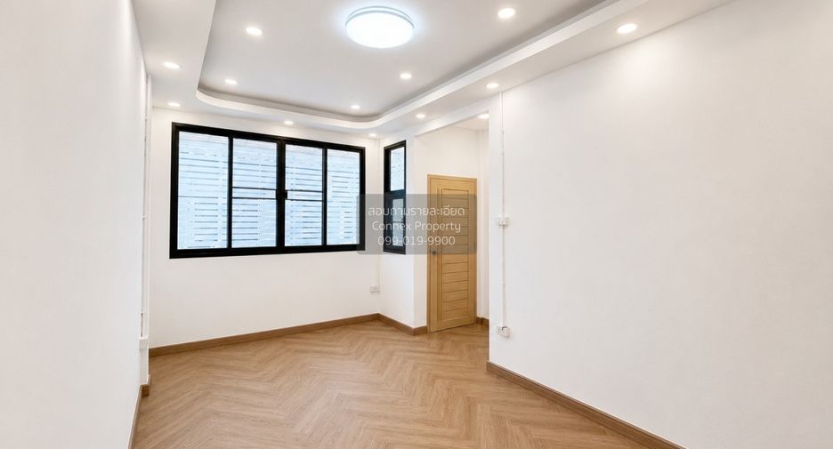 For sale 2 bedrooms townhouse in Bueng Kum, Bangkok