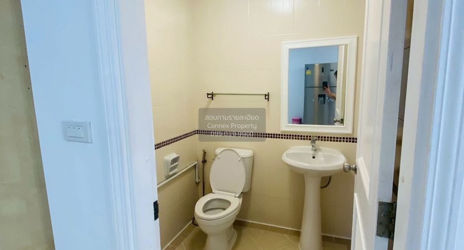 For sale 3 bedrooms townhouse in Prawet, Bangkok