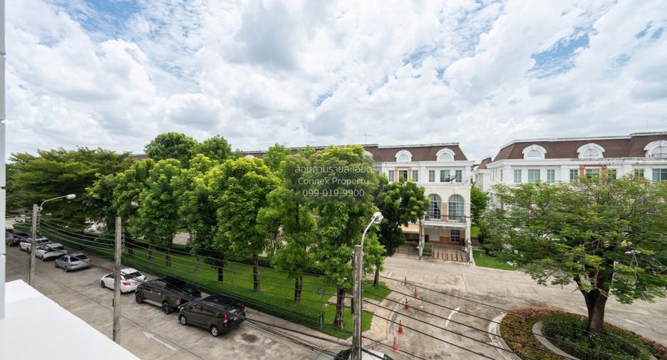 Reihenhaus zum Kauf mit 3 Zimmer in Bueng Kum, Bangkok