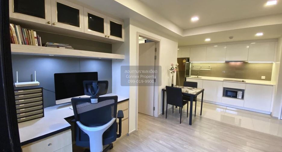 For sale 2 bedrooms condo in Huai Khwang, Bangkok