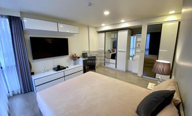 For sale 2 bedrooms condo in Huai Khwang, Bangkok