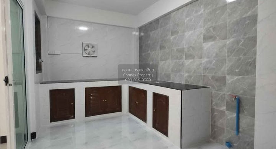 Haus zum Kauf mit 3 Zimmer in Khlong Luang, Pathum Thani