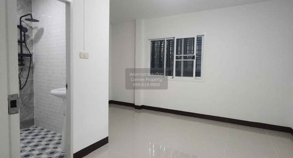 Haus zum Kauf mit 3 Zimmer in Khlong Luang, Pathum Thani