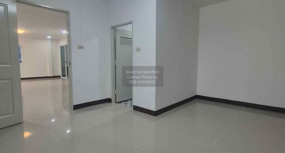 Haus zum Kauf mit 3 Zimmer in Khlong Luang, Pathum Thani