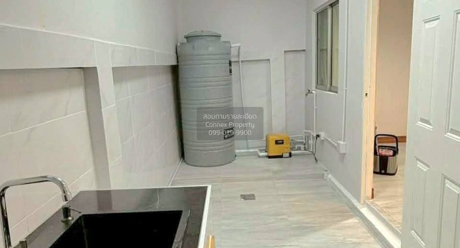 For sale 3 bedrooms townhouse in Bang Phli, Samut Prakan