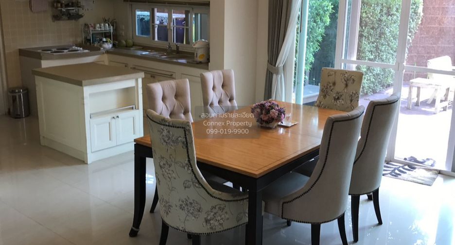 Casa en venta de 5 habitaciones en Pak Kret, Nonthaburi