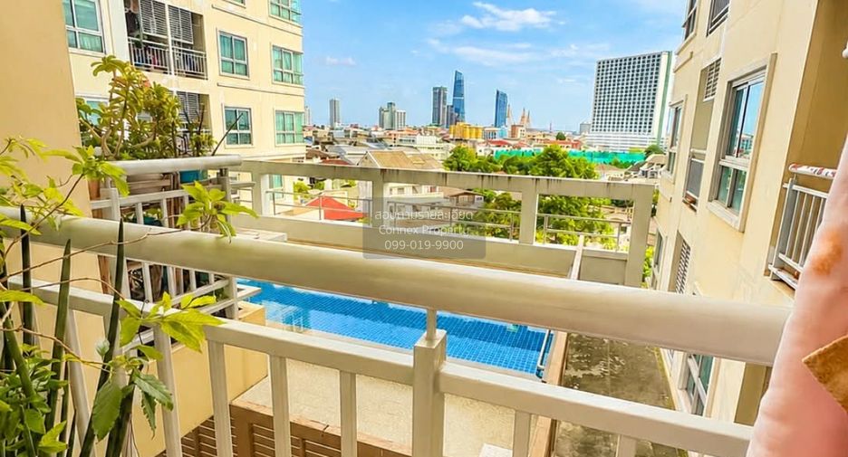 For sale 2 bedrooms condo in Yan Nawa, Bangkok