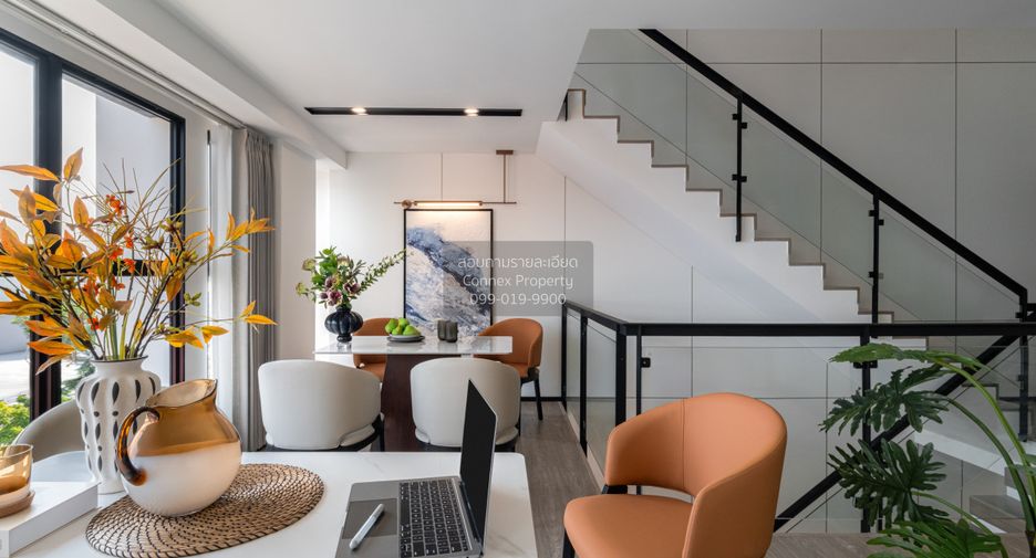 For sale 1 bed townhouse in Saphan Sung, Bangkok