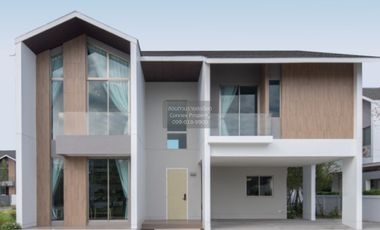 For sale 4 bedrooms house in Bang Phli, Samut Prakan