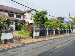 Haus zum Kauf mit 4 Zimmer in Thawi Watthana, Bangkok