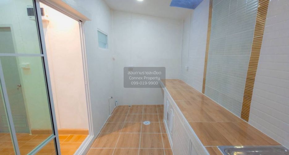 Casa adosada en venta de 3 habitaciones en Mueang Nonthaburi, Nonthaburi