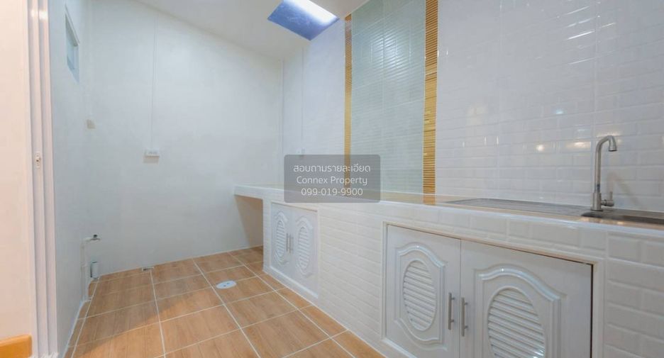 Casa adosada en venta de 3 habitaciones en Mueang Nonthaburi, Nonthaburi