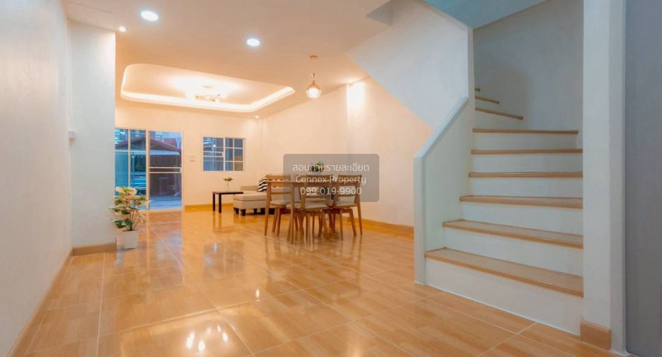 Casa adosada en venta de 3 habitaciones en Mueang Nonthaburi, Nonthaburi
