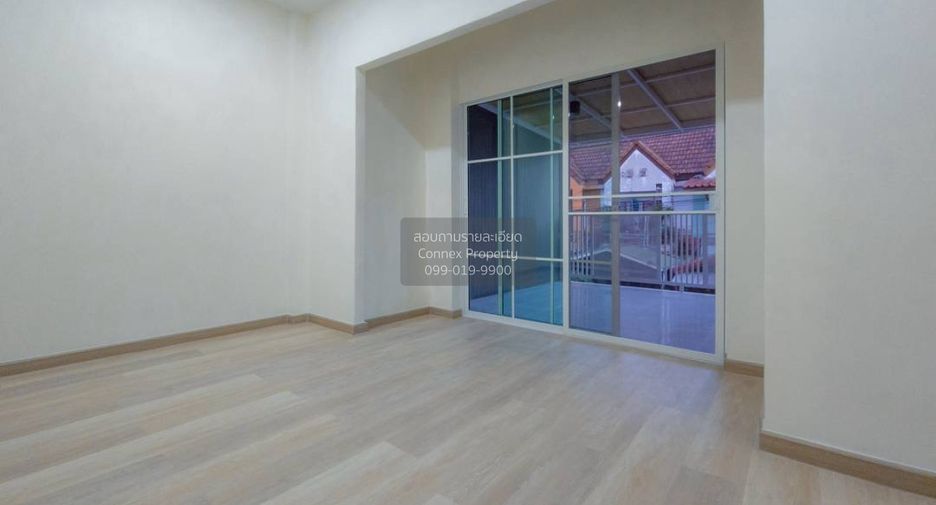 Casa adosada en venta de 3 habitaciones en Mueang Nonthaburi, Nonthaburi