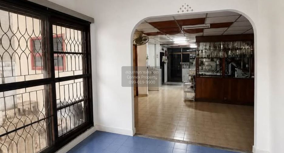 出售 4 卧室 独立屋 在 Mueang Nonthaburi, Nonthaburi