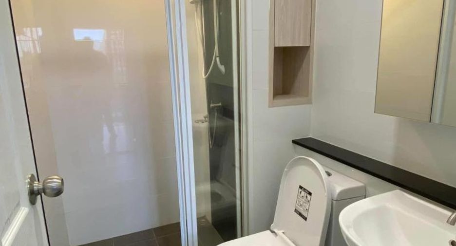 For sale 1 bed condo in Phra Khanong, Bangkok