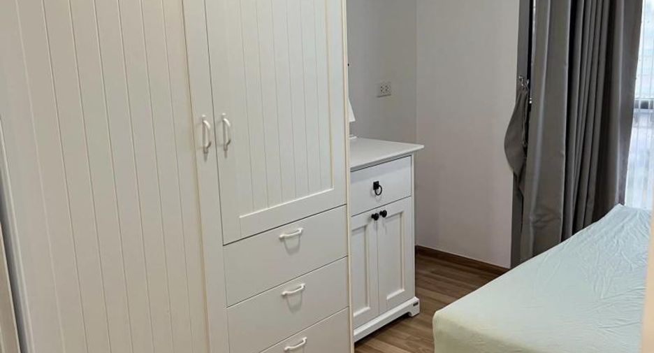 For sale 1 bed condo in Phra Khanong, Bangkok