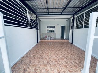 Reihenhaus zum Kauf mit 3 Zimmer in Mueang Samut Prakan, Samut Prakan