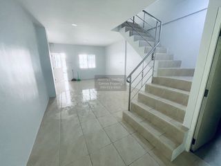 Reihenhaus zum Kauf mit 3 Zimmer in Mueang Samut Prakan, Samut Prakan